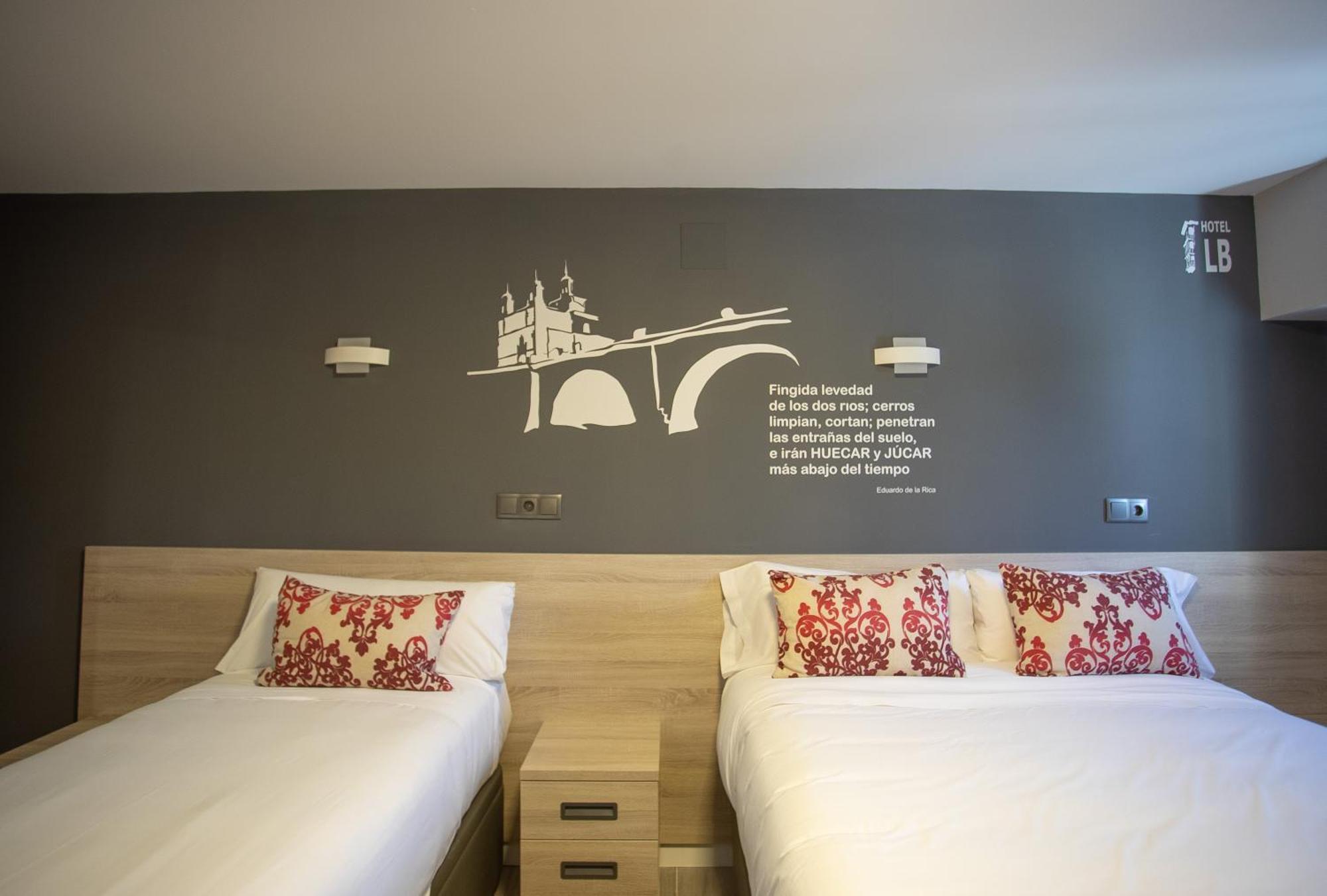 Hotel Lb Villa De Cuenca كوينكا المظهر الخارجي الصورة