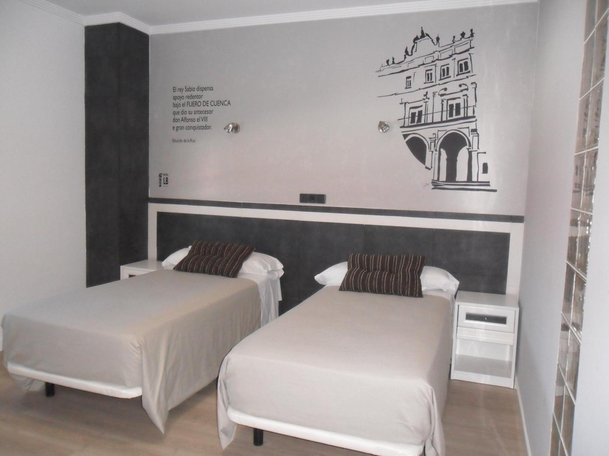 Hotel Lb Villa De Cuenca كوينكا المظهر الخارجي الصورة