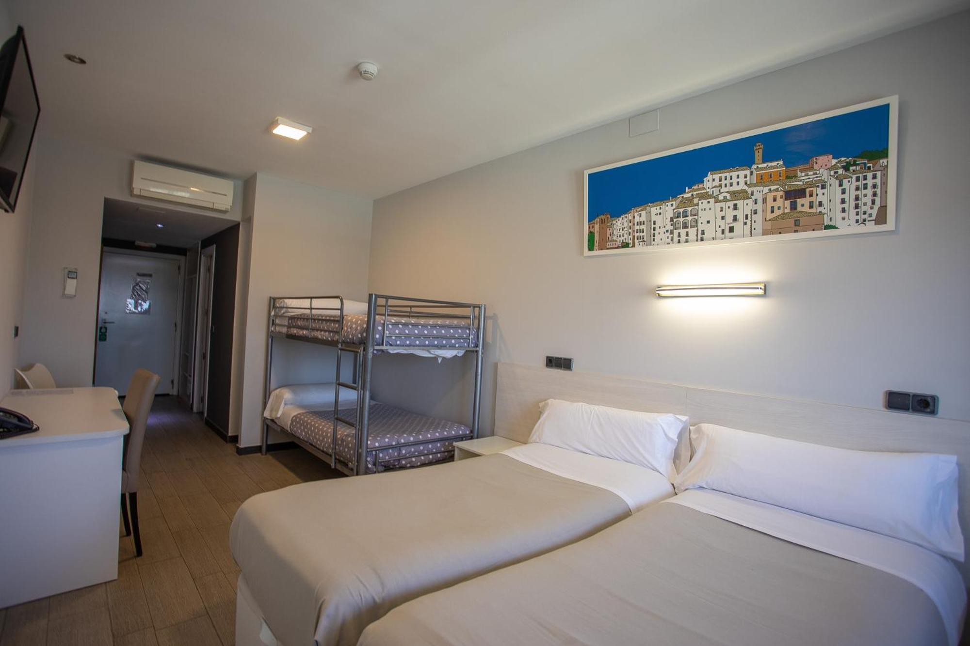 Hotel Lb Villa De Cuenca كوينكا المظهر الخارجي الصورة