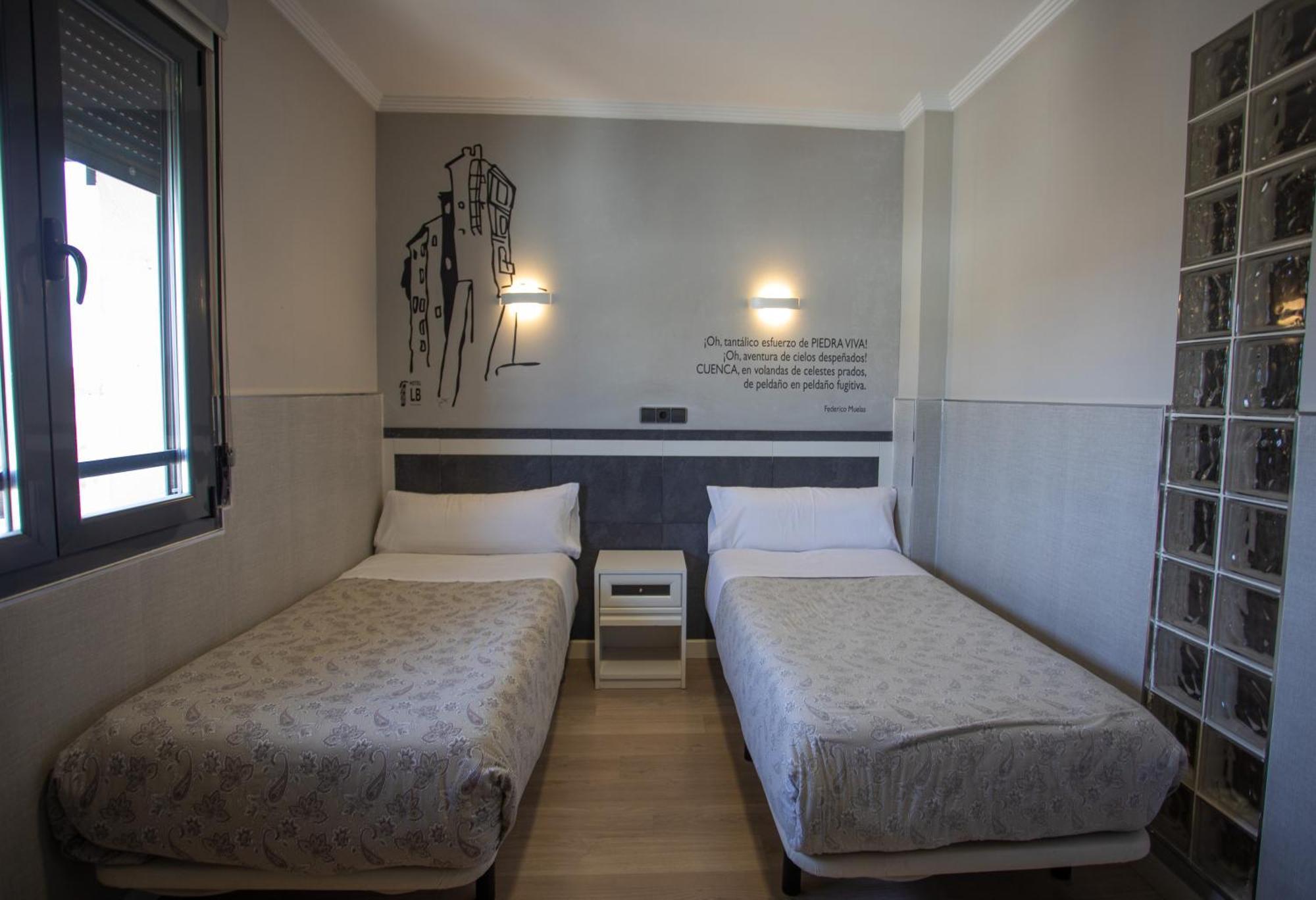 Hotel Lb Villa De Cuenca كوينكا المظهر الخارجي الصورة